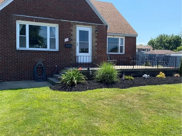 186 Colton Ave, Lackawanna, NY 14218