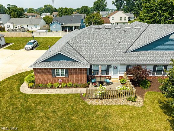 2nd image of 519 Heatherwoods Dr