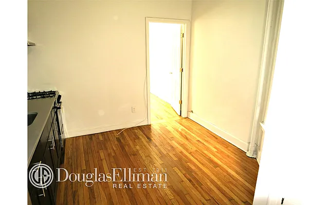 Rented by Douglas Elliman | media 4