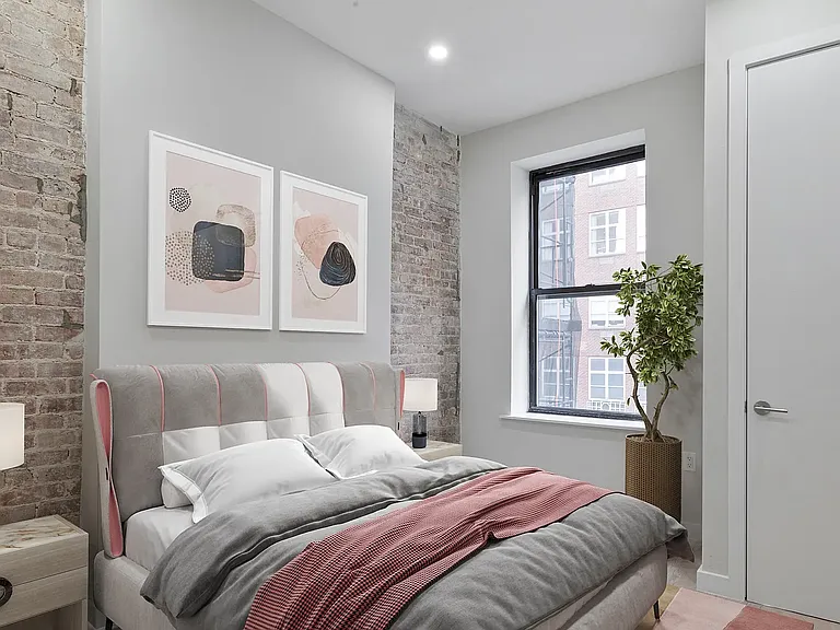 128 E 86th St #2D — Photo 3