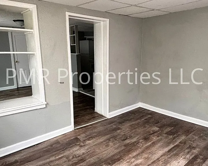 402 S 15th St — Photo 4
