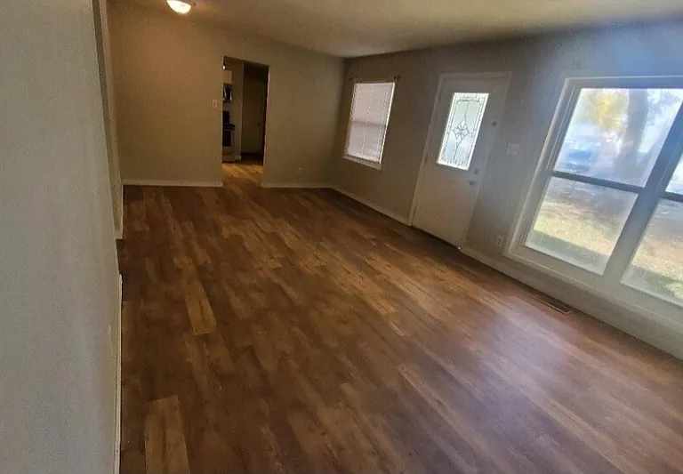 25 Steeplechase Dr — Photo 5