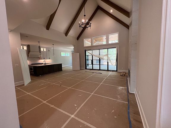 2nd image of 6812 Fleetwood Dr