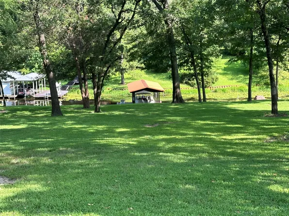 5256 Bayshore Dr, Athens, TX 75752