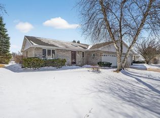 3206 Thames Ln, Janesville, WI 53546