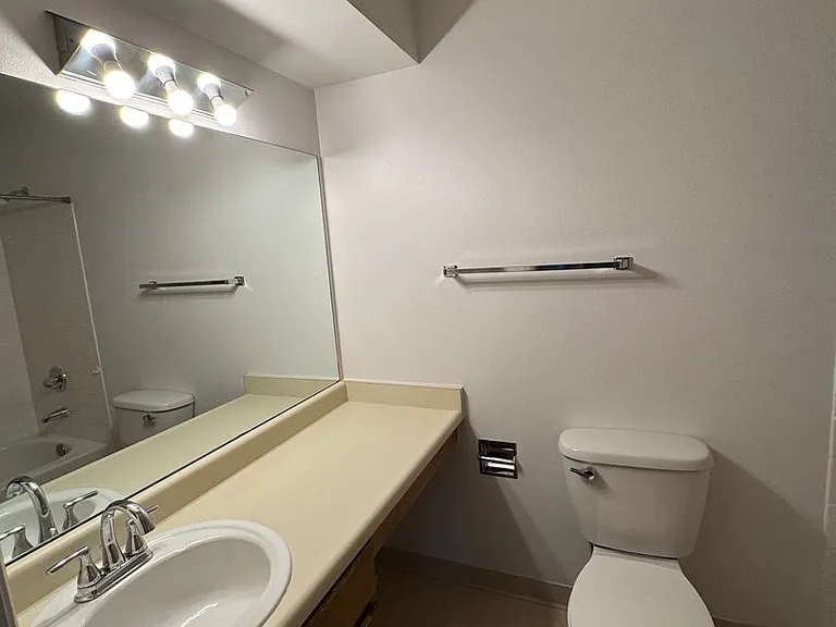 814 Tenderfoot Hill Rd #201 — Photo 7