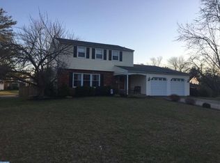 73 Monroe Dr, Laurel Springs, NJ 08021