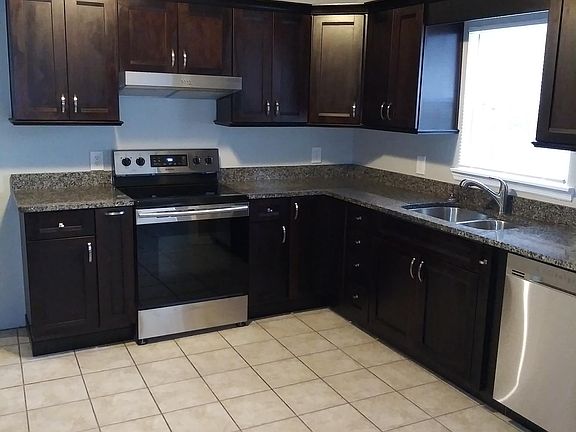 3rd image of 65 Donelson St