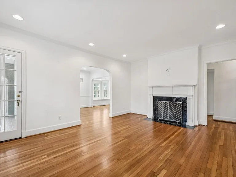 1189 Reeder Cir NE — Photo 6