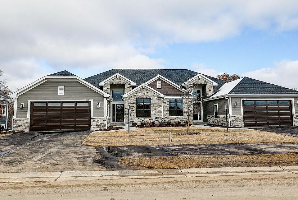 1st image of 19893 Overstone Dr #22-2
