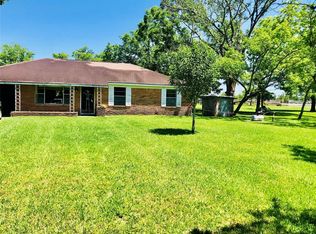 527 County Road 129d, Alvin, TX 77511