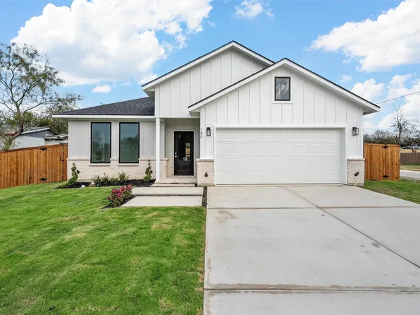 105 Anderson St, Hillsboro, TX 76645