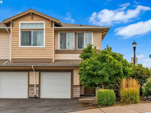 14720 SW Sandhill Loop Unit 204, Beaverton, OR 97007