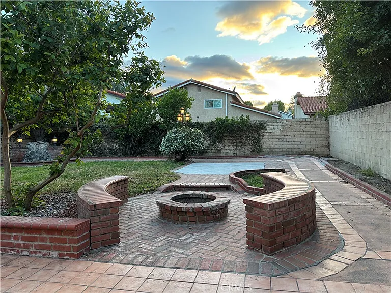 7515 Melvin Ave — Photo 52