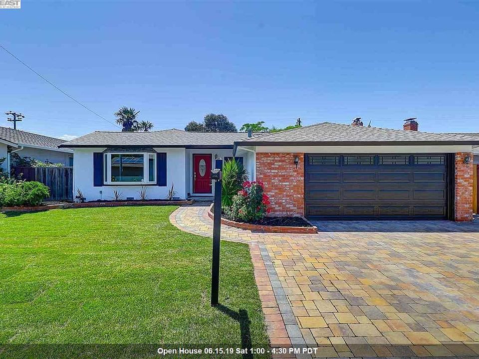 1st image of 44665 Camellia Dr