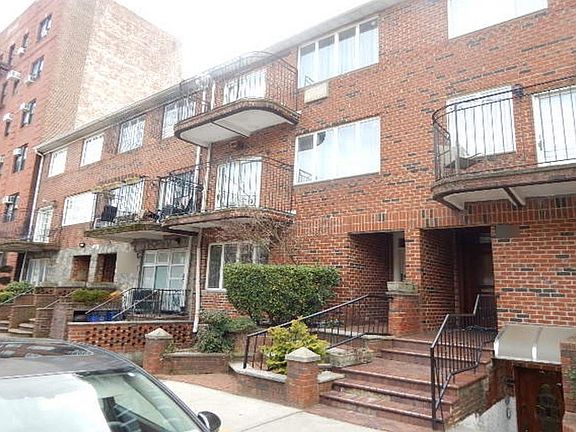 2nd image of 1528 51st St
