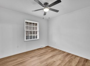 627 Foxwood Dr SE ROOM 4, Concord, NC 28025
