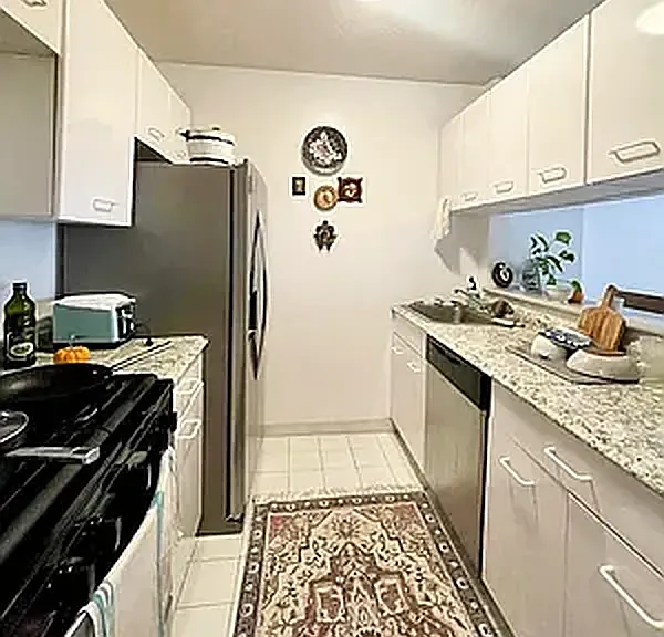 2 S End Ave #3W — Photo 5
