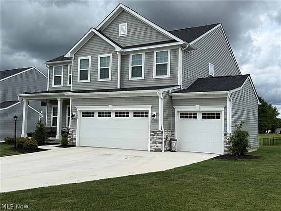 2nd image of 4495 Brownstone Ln