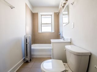 6705 S Michigan Ave #107-3, Chicago, IL 60637