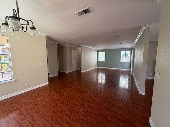 2nd image of 11095 Avenida De Los Lobos