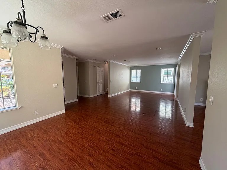 11095 Avenida De Los Lobos — Photo 2