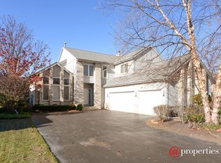 3405 Whirlaway Dr, Northbrook, IL