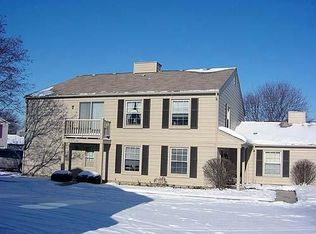 2667 Pineridge Ct, Orion, MI 48360