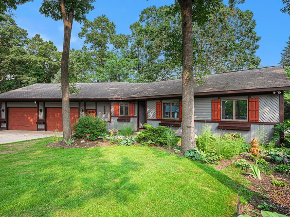 4940 Oakway Ct NE, Grand Rapids, MI 49525