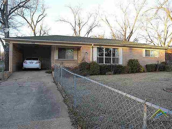 2nd image of 109 N Hearon Dr