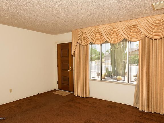3rd image of 4102 W Sunnyside Ave