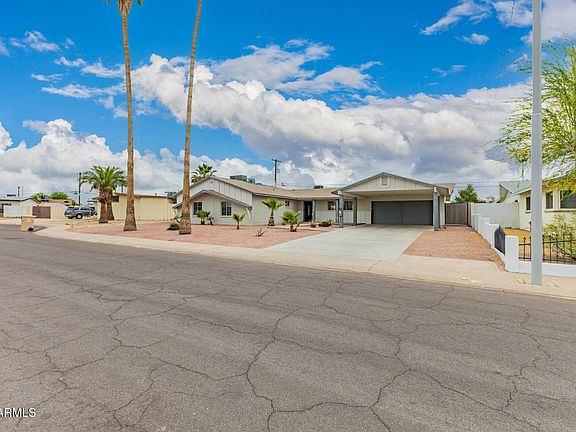 4th image of 5017 N 64th Avenue