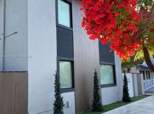 1215 E Broward Blvd, Fort Lauderdale, FL 33301