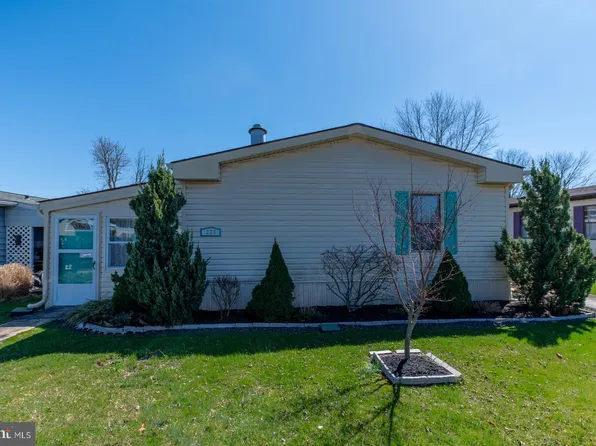 239 Cherrywood Ct, North Wales, PA 19454