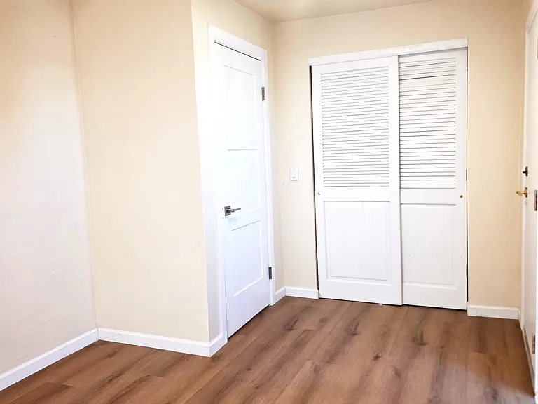 435 E Drachman St — Photo 25