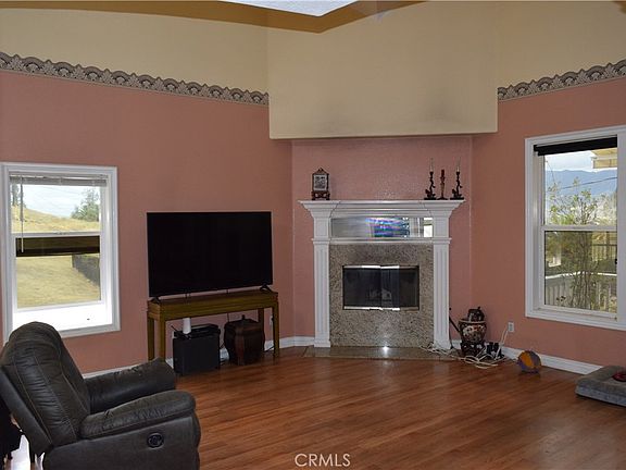 3rd image of 16817 Bell Ave