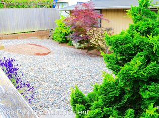 7947 16th Ave SW, Seattle, WA 98106