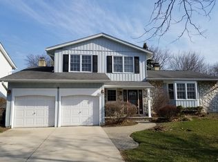1460 Lexington Ln, Downers Grove, IL 60516