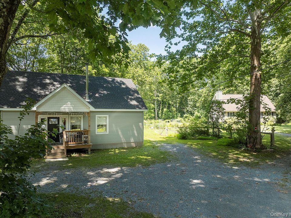1st image of 13-14 Creekside Place