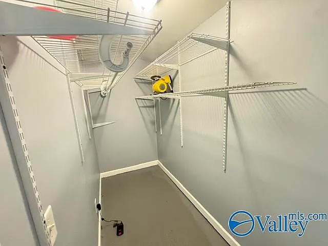 412 Ewing St NW — Photo 39