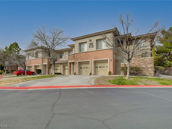 2nd image of 812 Peachy Canyon Cir Unit 103