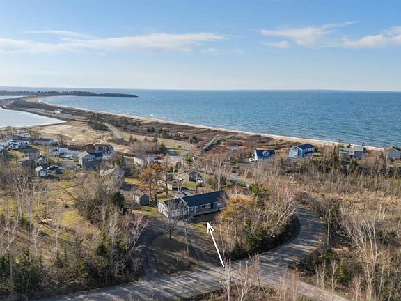 2nd image of 6143 Little Harbour Rd