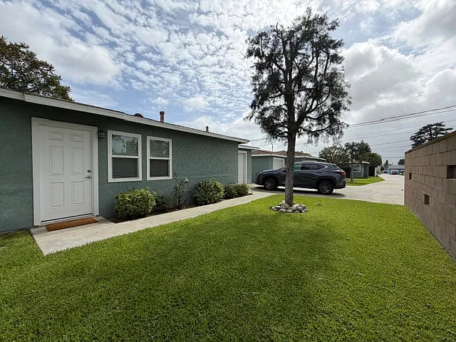 1/2 Blackley St, Temple City — Photo 2