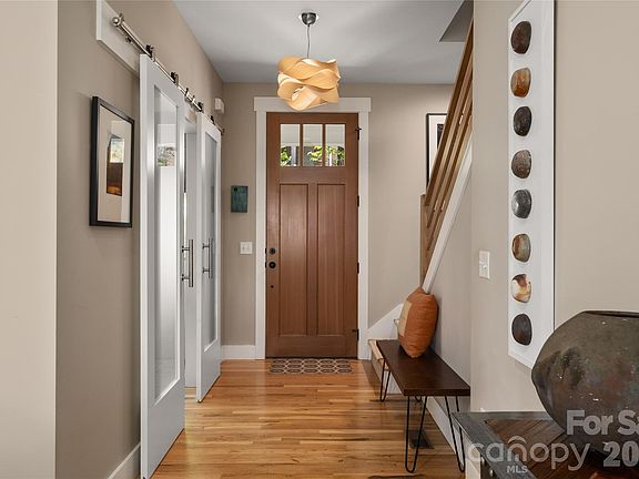 4th image of 24 Acadia Dr