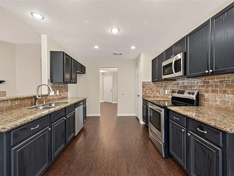 25223 Clover Ranch Dr — Photo 19