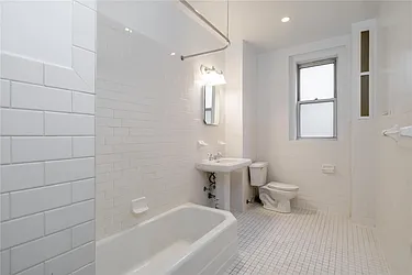 Rented by Reuveni LLC