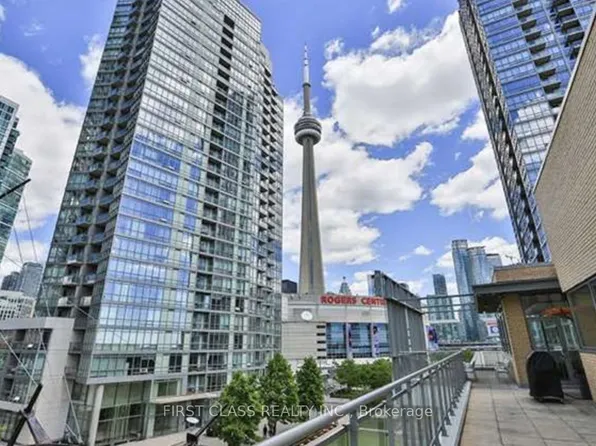 9 Spadina Ave #Penthouse 805, Toronto, ON M5V 3V5