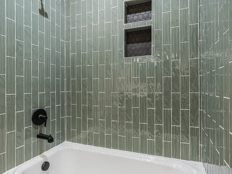 464 SE Haddock Ln — Photo 39