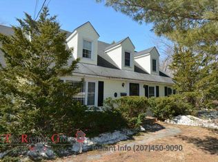 84 Fletcher St, Kennebunk, ME 04043