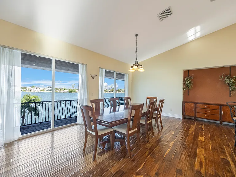 736 Pruitt Dr — Photo 34